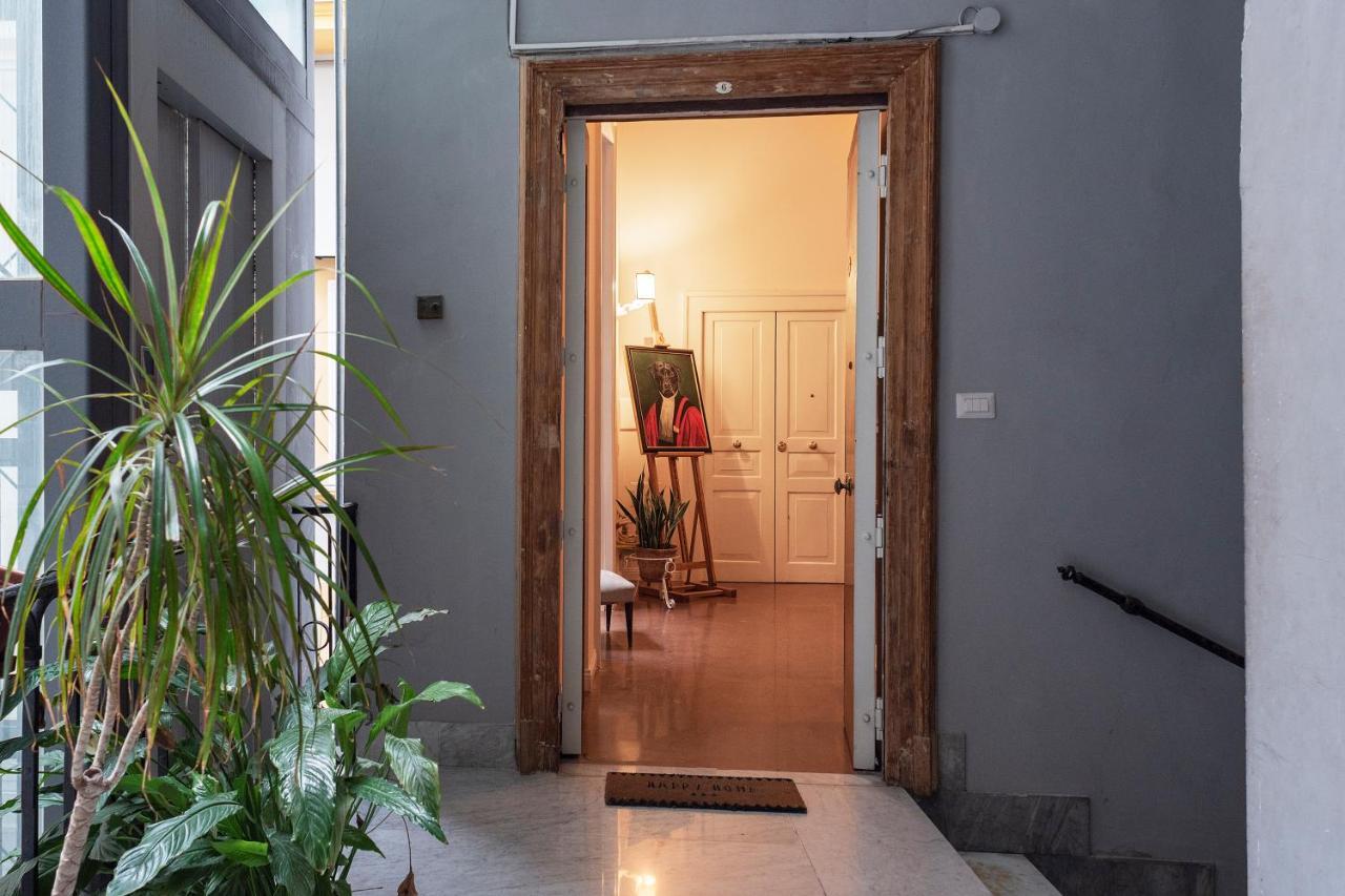 Casa Donna Aiuola Apartment เนเปิลส์ ภายนอก รูปภาพ