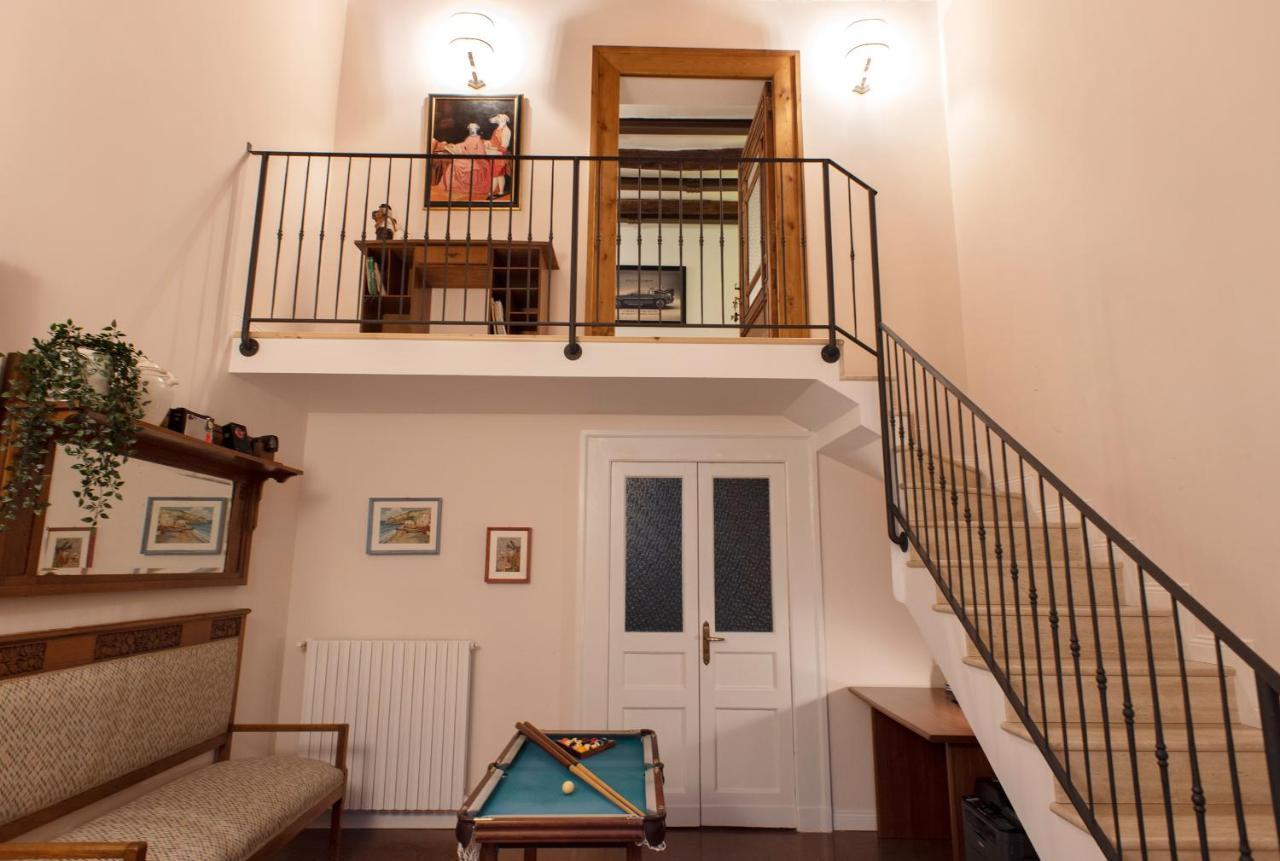 Casa Donna Aiuola Apartment เนเปิลส์ ภายนอก รูปภาพ