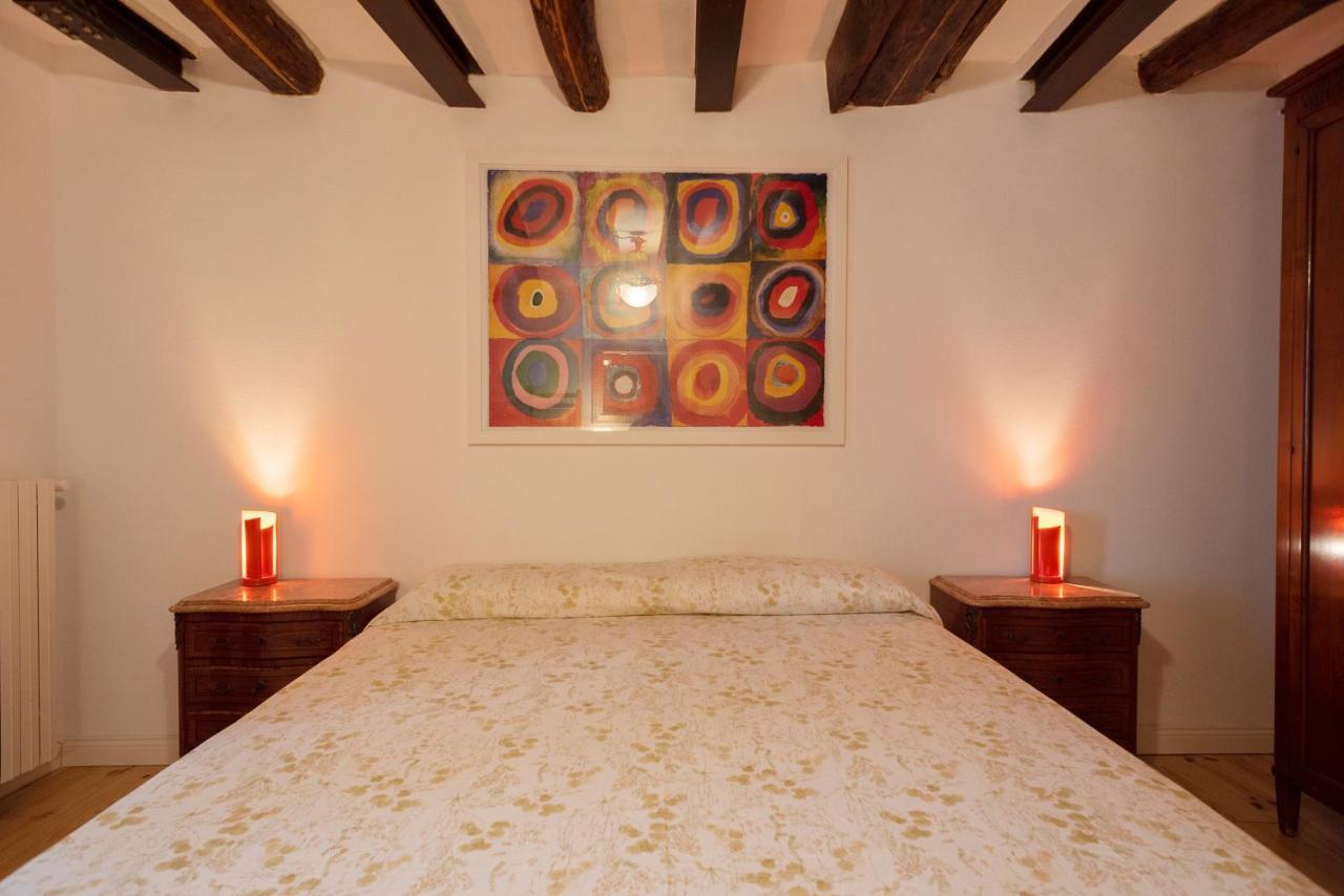 Casa Donna Aiuola Apartment เนเปิลส์ ภายนอก รูปภาพ