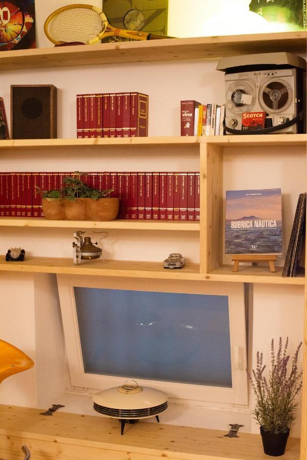 Casa Donna Aiuola Apartment เนเปิลส์ ภายนอก รูปภาพ